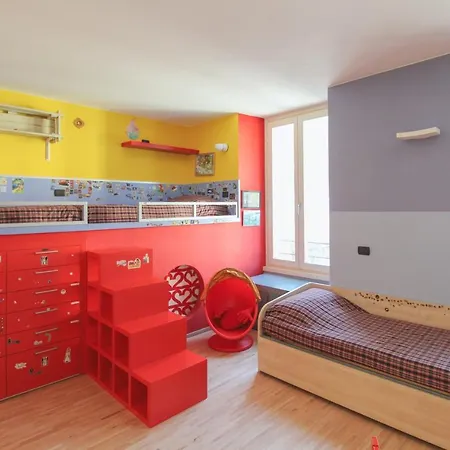 Architect's House Dongo