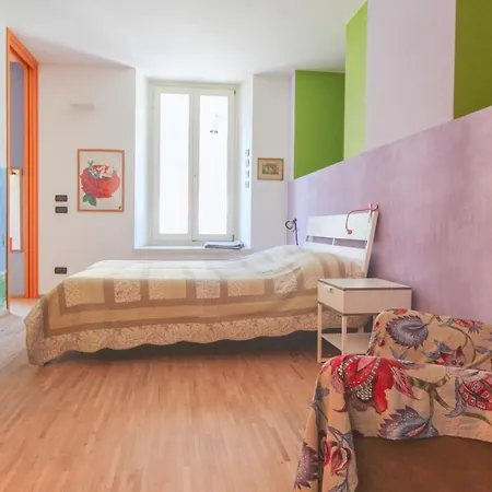 Architect's House Apartment Dongo